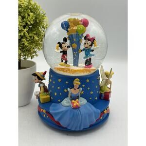 Hallmark Disney Walt's 100th Anniversary Musical Snow Globe Wish Upon Star